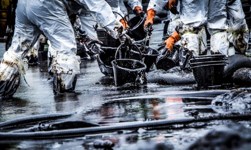 Bitcoin Under Pressure After Oil Prices Crash to Record Lows