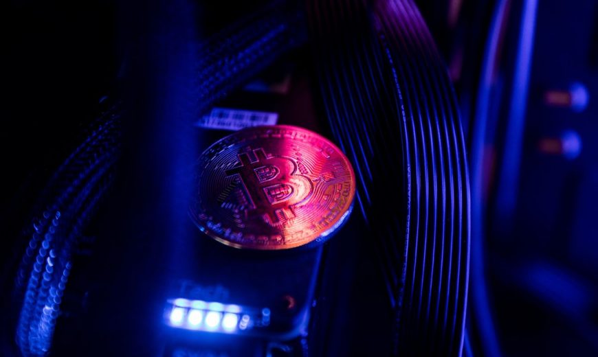 US says it has seized more than 300 cryptocurrency accounts and millions of dollars used by al-Qaeda, Hamas’ military wing, and ISIS (Chris Strohm/Bloomberg)